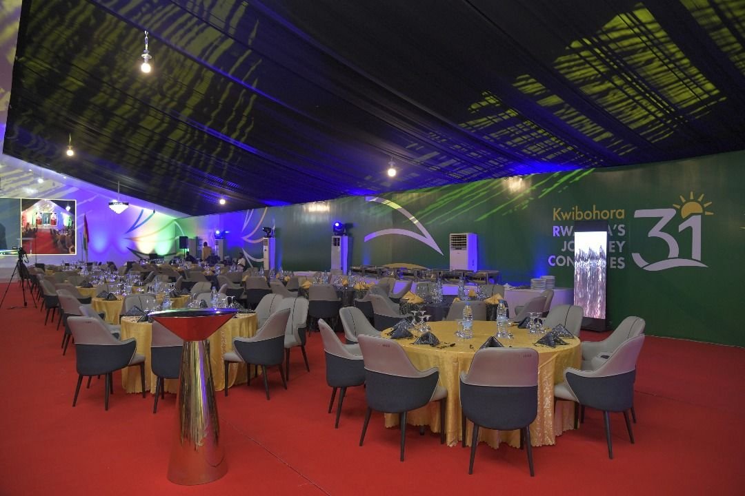 Salle de gala en éclairage bleu